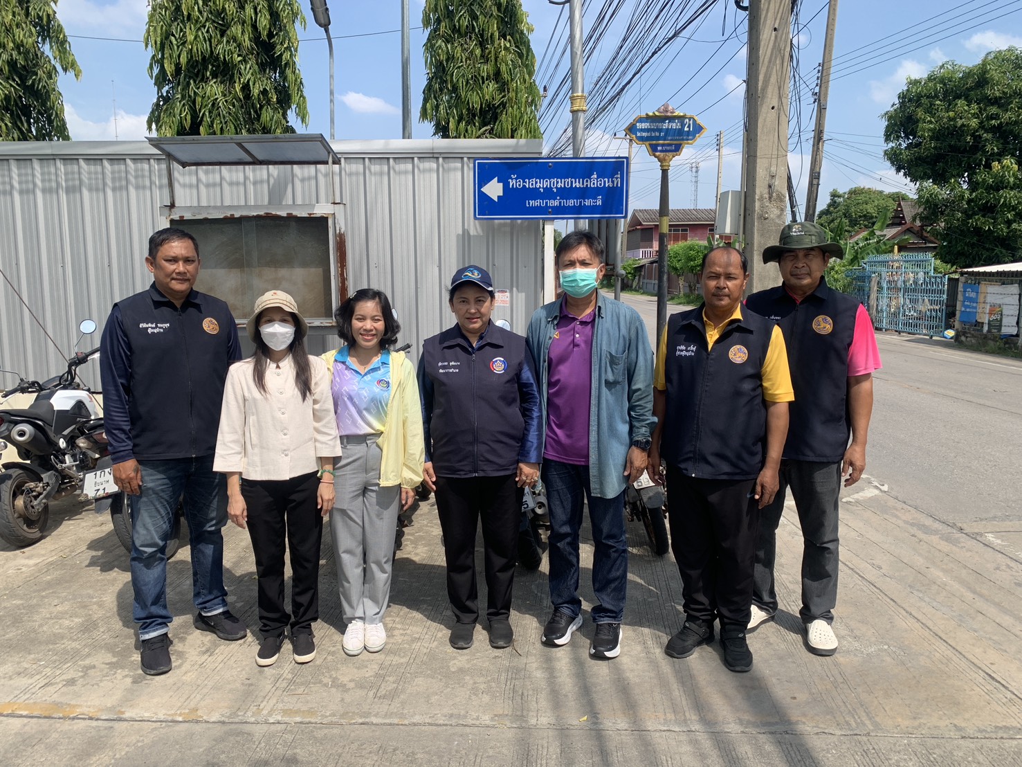 สพอ.เมืองปทุมธานี มอบทุนช่วยเหลือเด็กยากจน